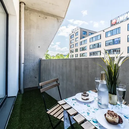 Lägenhet Eleganckie Z Balkonem Slonimskiego 2 By Renters Wrocław